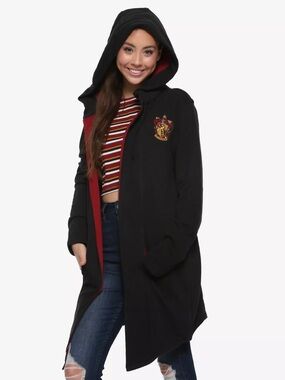 Harry Potter Gryffindor Sweater Robe - Wizarding World